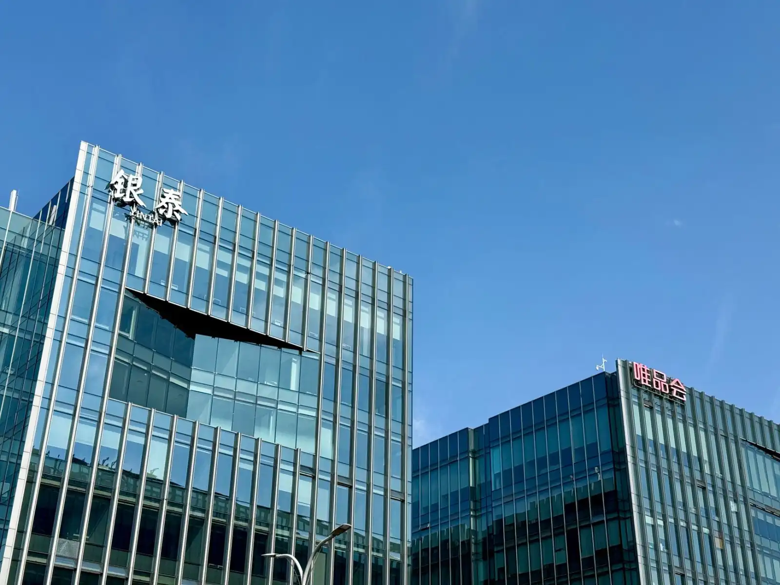 2025工控传感器选型趋势：精度与稳定性如何兼顾