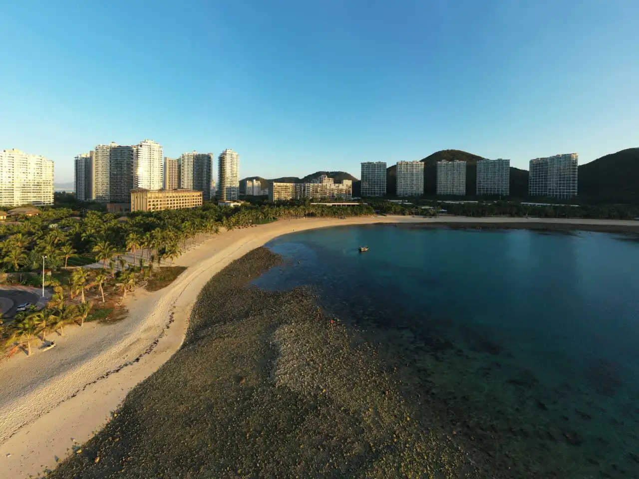 2025年工业传感器选型要点与主流技术方案解析